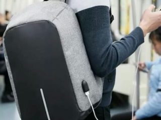 Cara Mencuci Tas yang Ada Kabel USB